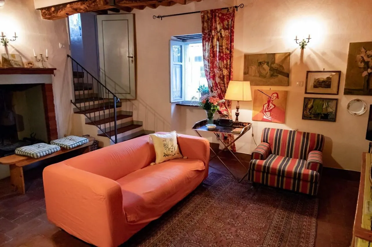 Holiday home La Casa Rosa Villa Vitiano